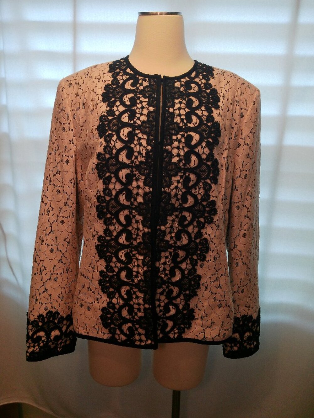 Jacket Neiman Marcus Pale Pink/Black Lace Size XL